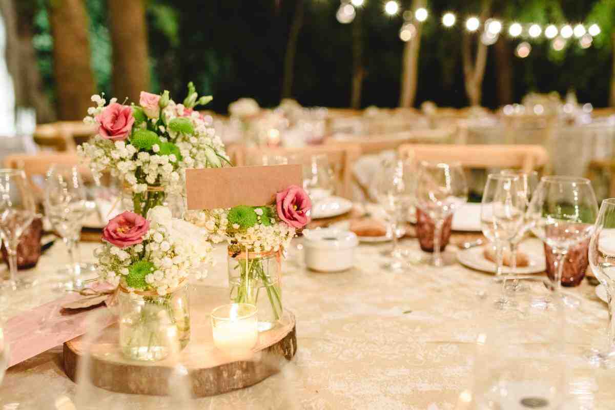 Comment faire une décoration de table de mariage ?