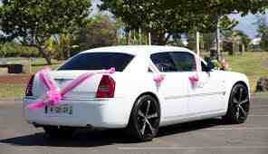 Comment décorer la voiture de la mariée ?